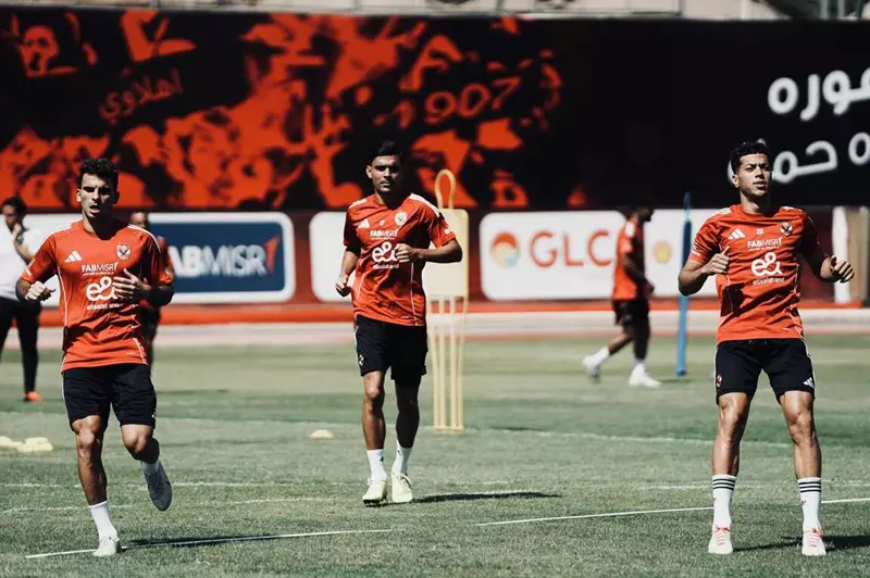 بنشرقي وزيزو وإمام عاشور - الأهلي